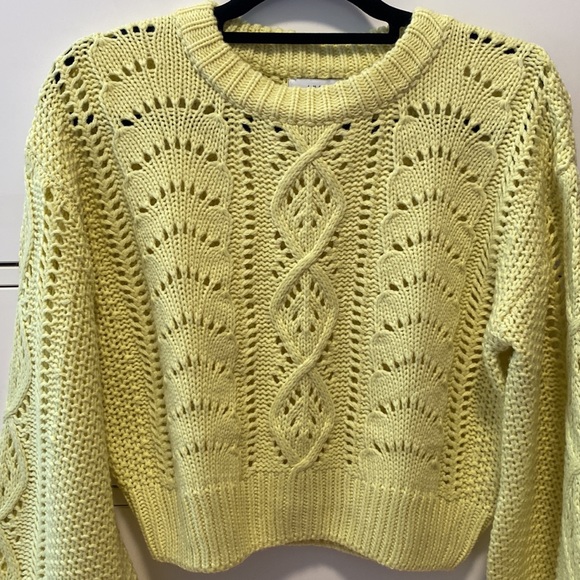 Small cropped balloon arm canary yellow sweater - Picture 4 of 6